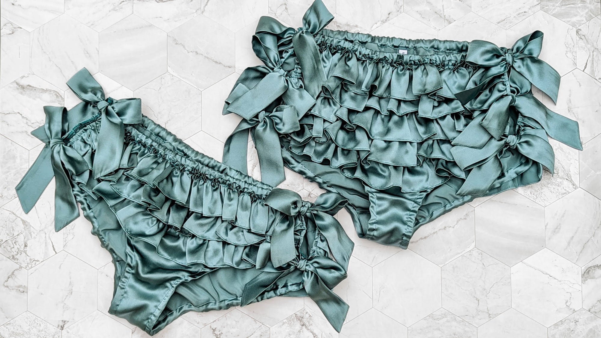 Silk ruffled panties in teal blue satin with side ties