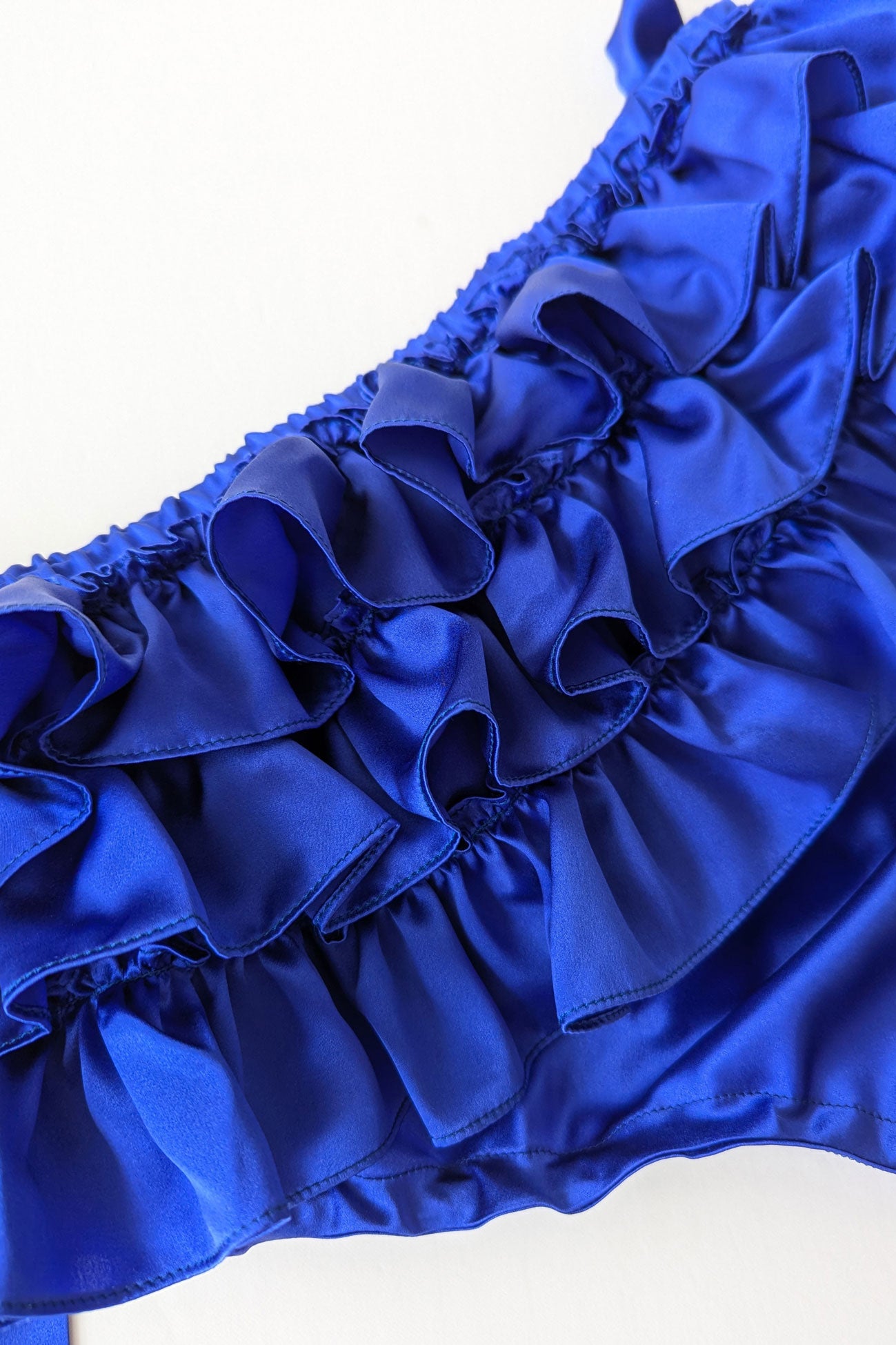 Silk ruffled panties - Sapphire