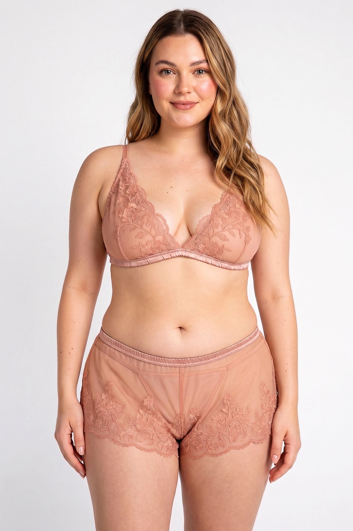 Hazel bra and tap pants set in size XL plus size
