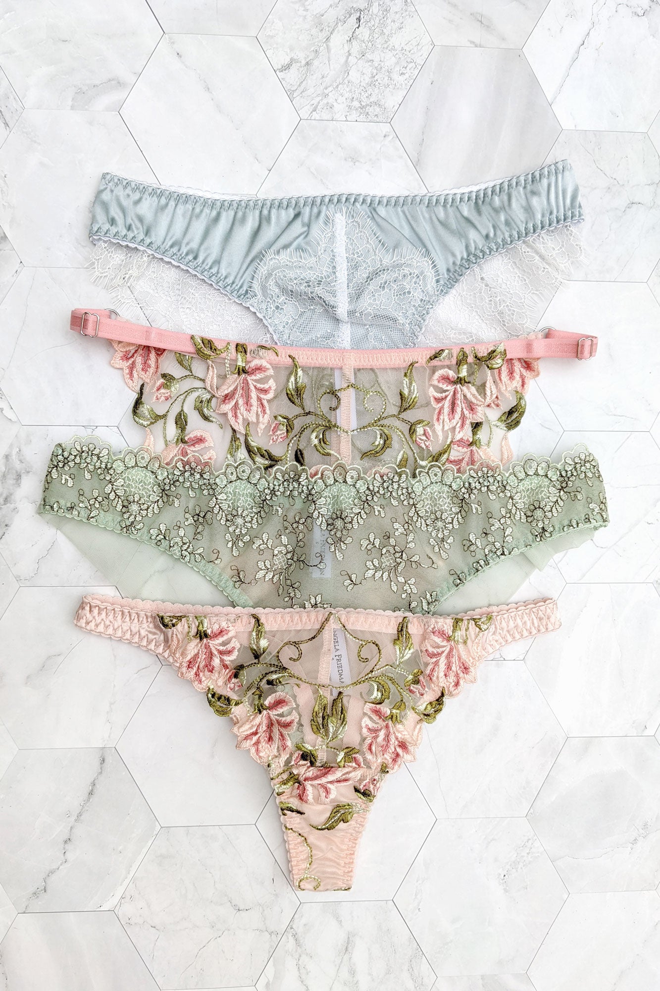 Free knickers gift