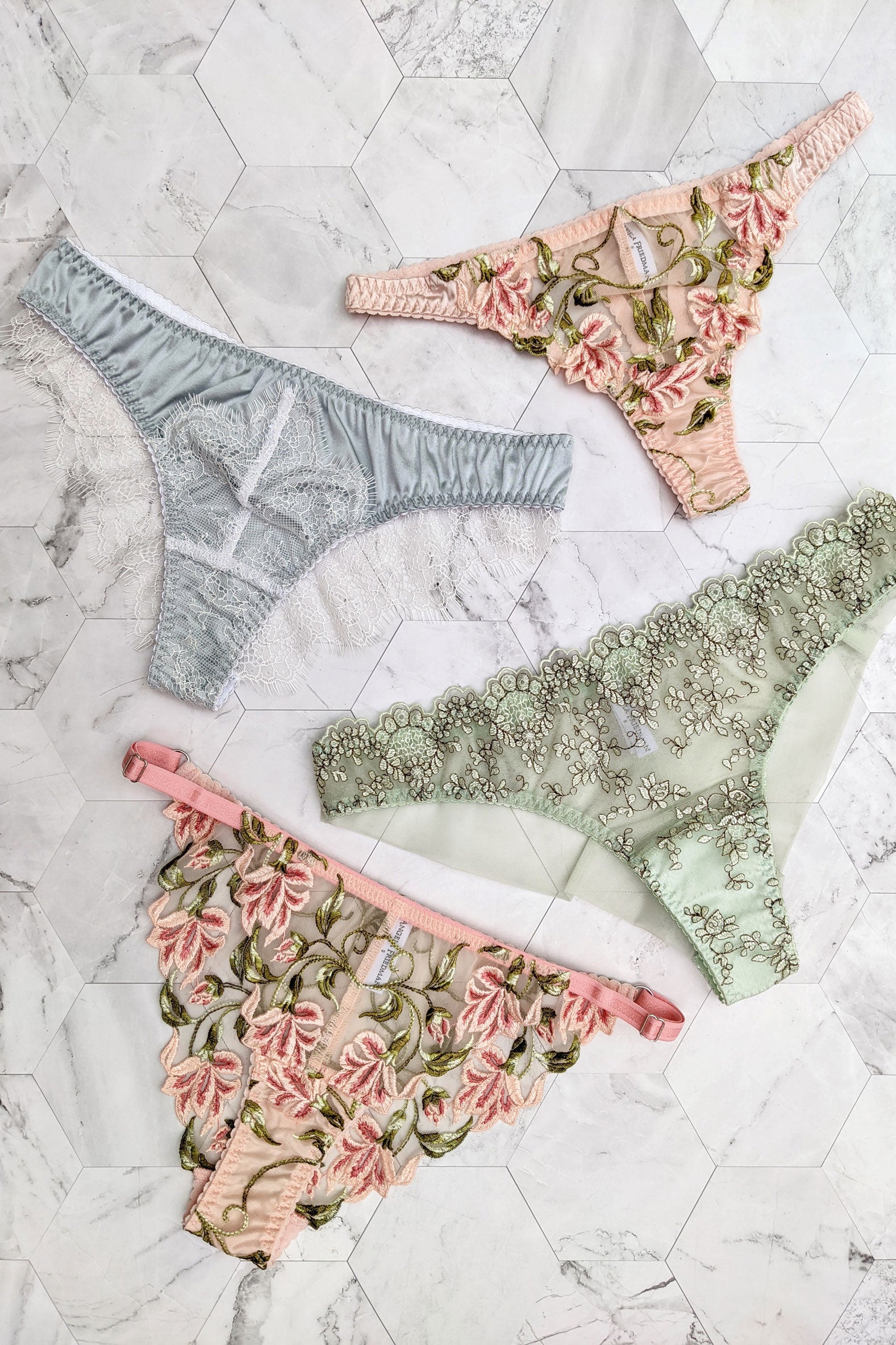 Free knickers gift
