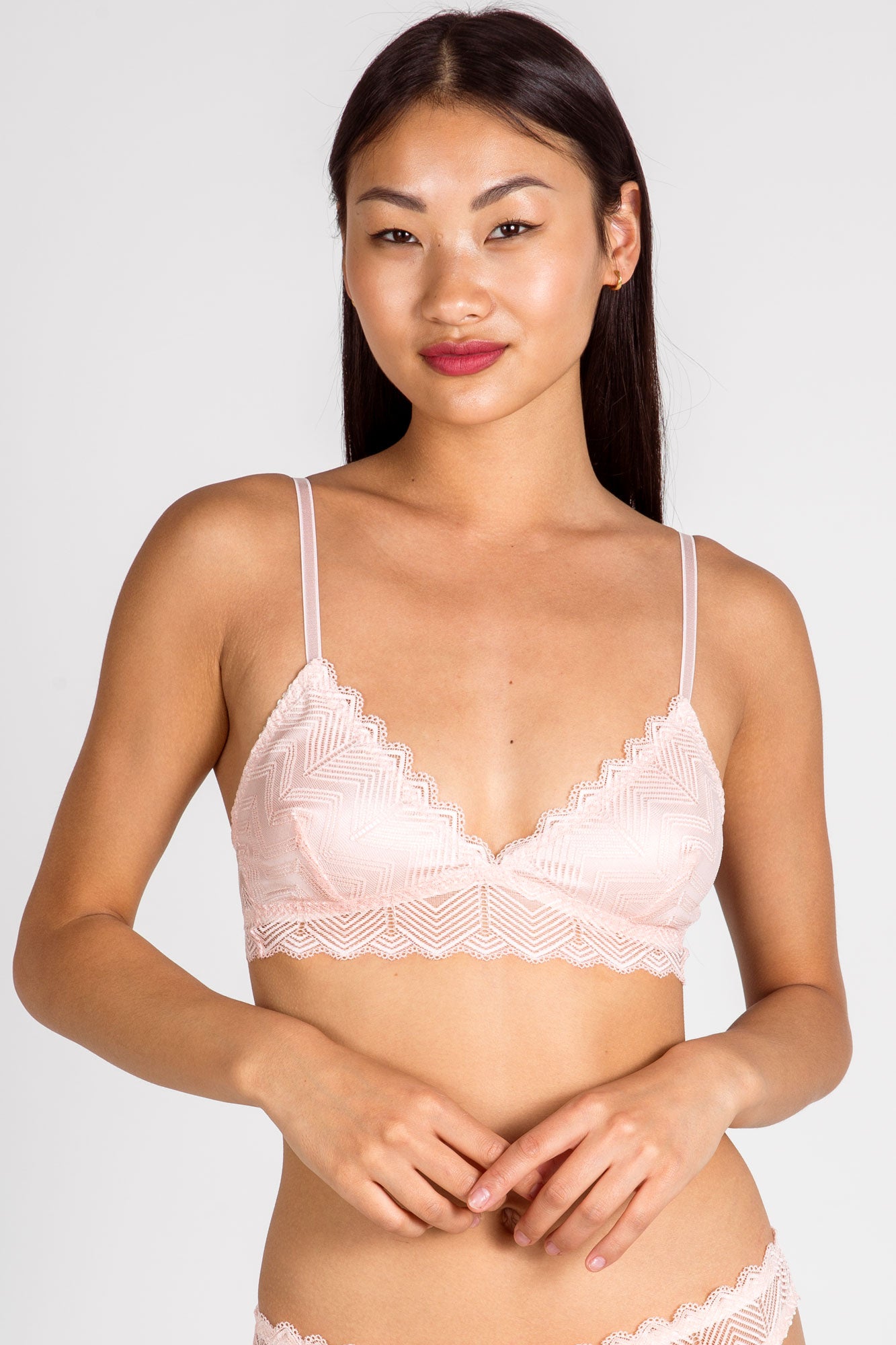Faye pink lace bralette with silk lining and geometric details