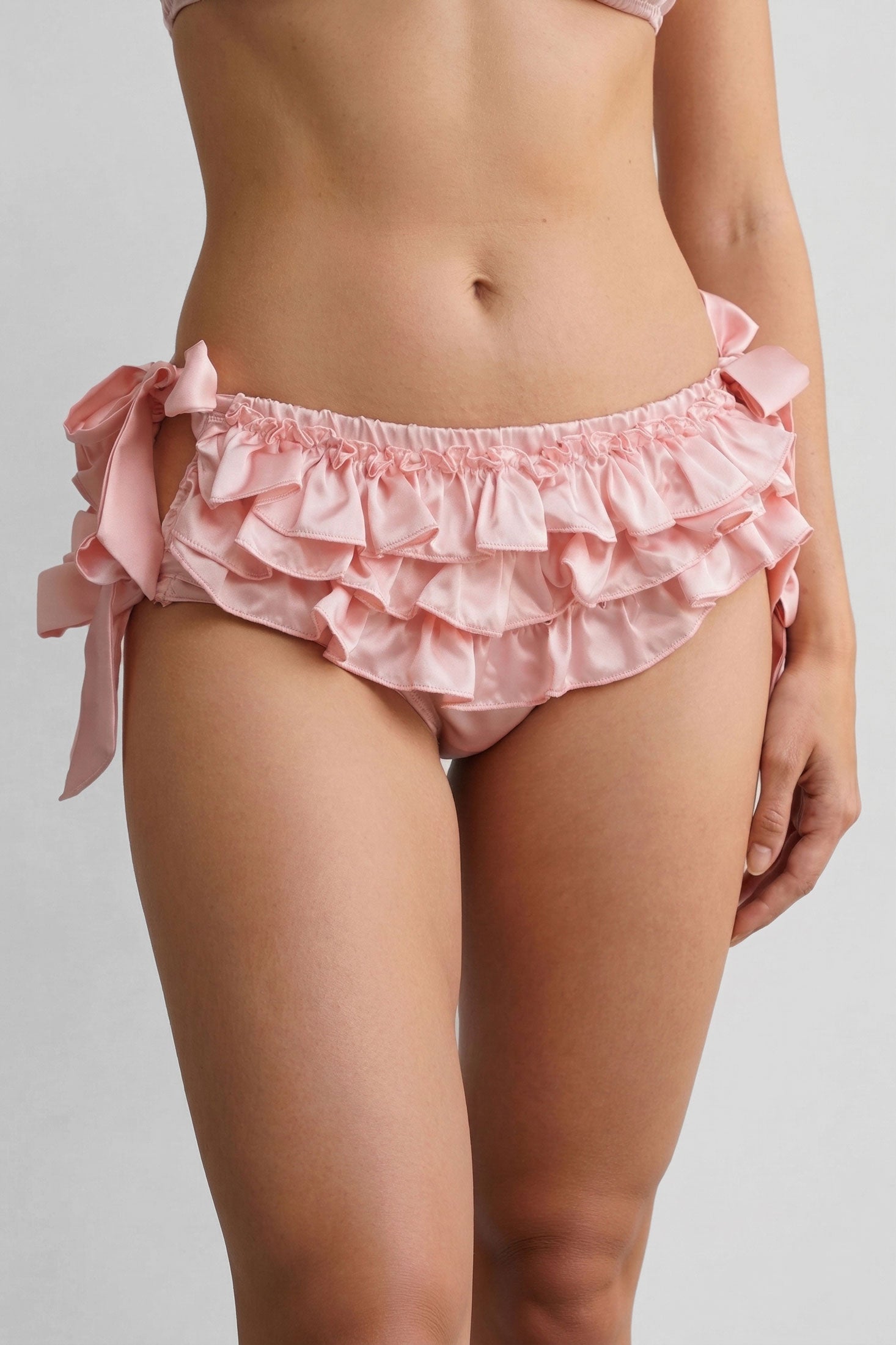 Vintage inspired ruffled bloomers in pink silk satin with frills and bows