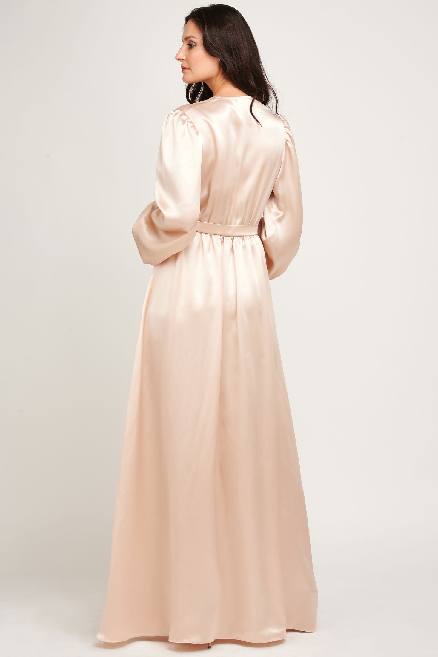 Blush pink Simone robe in pure silk satin