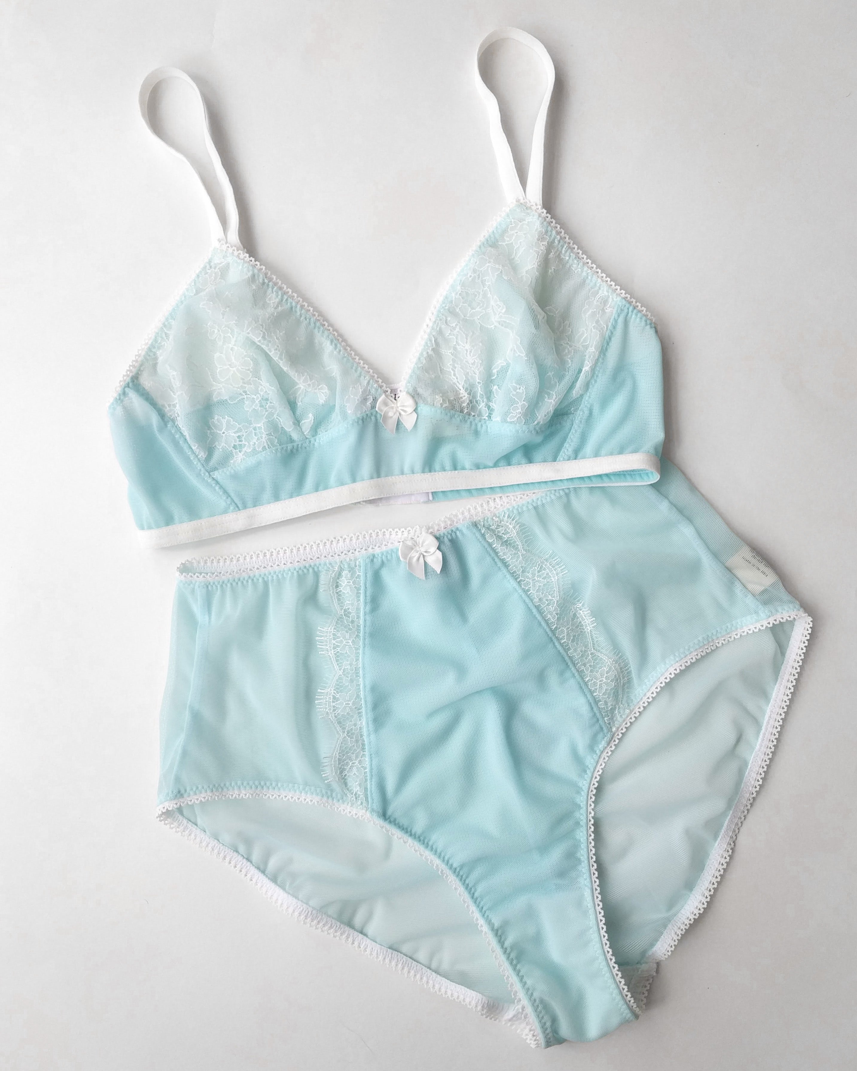 Vintage style lingerie set in blue and white french lace for brides