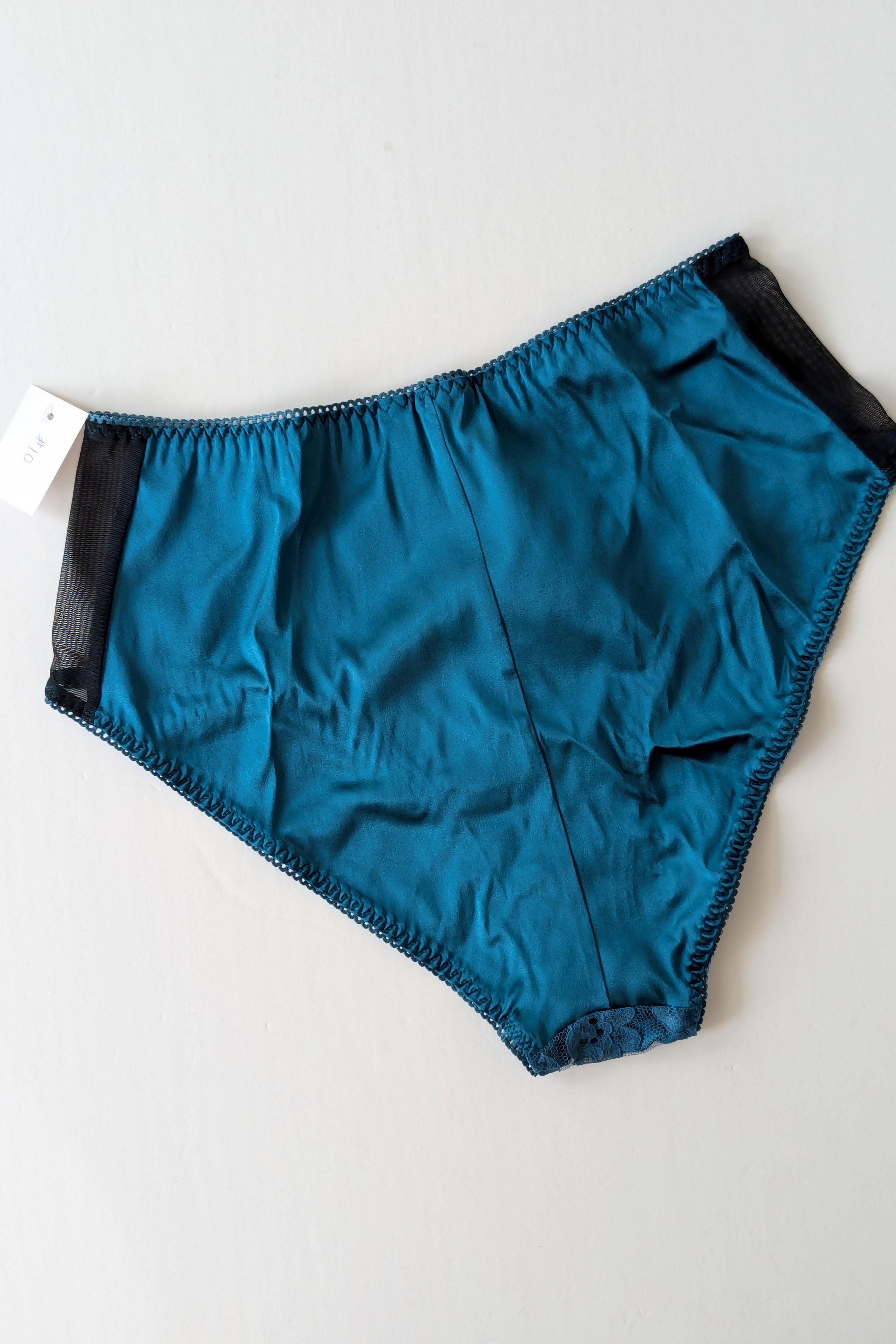 Silk and lace knickers - Ocean 3