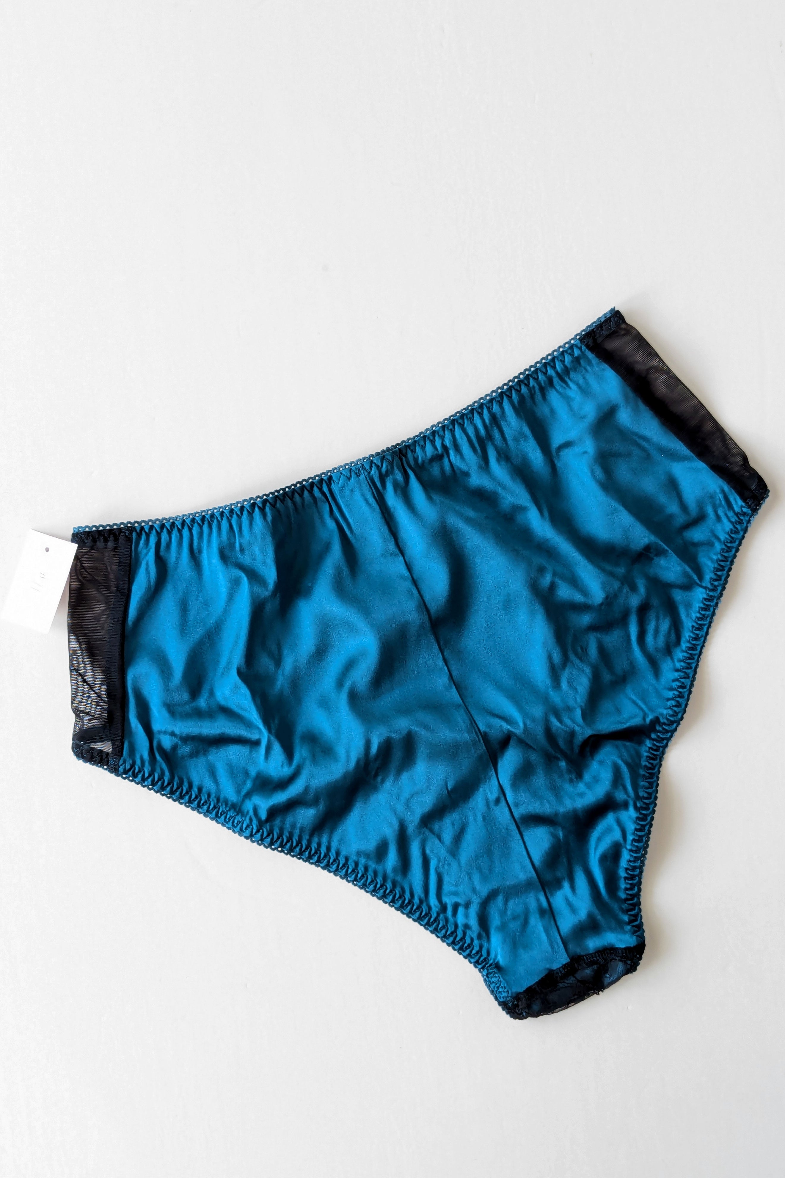 Silk and lace knickers - Ocean 4