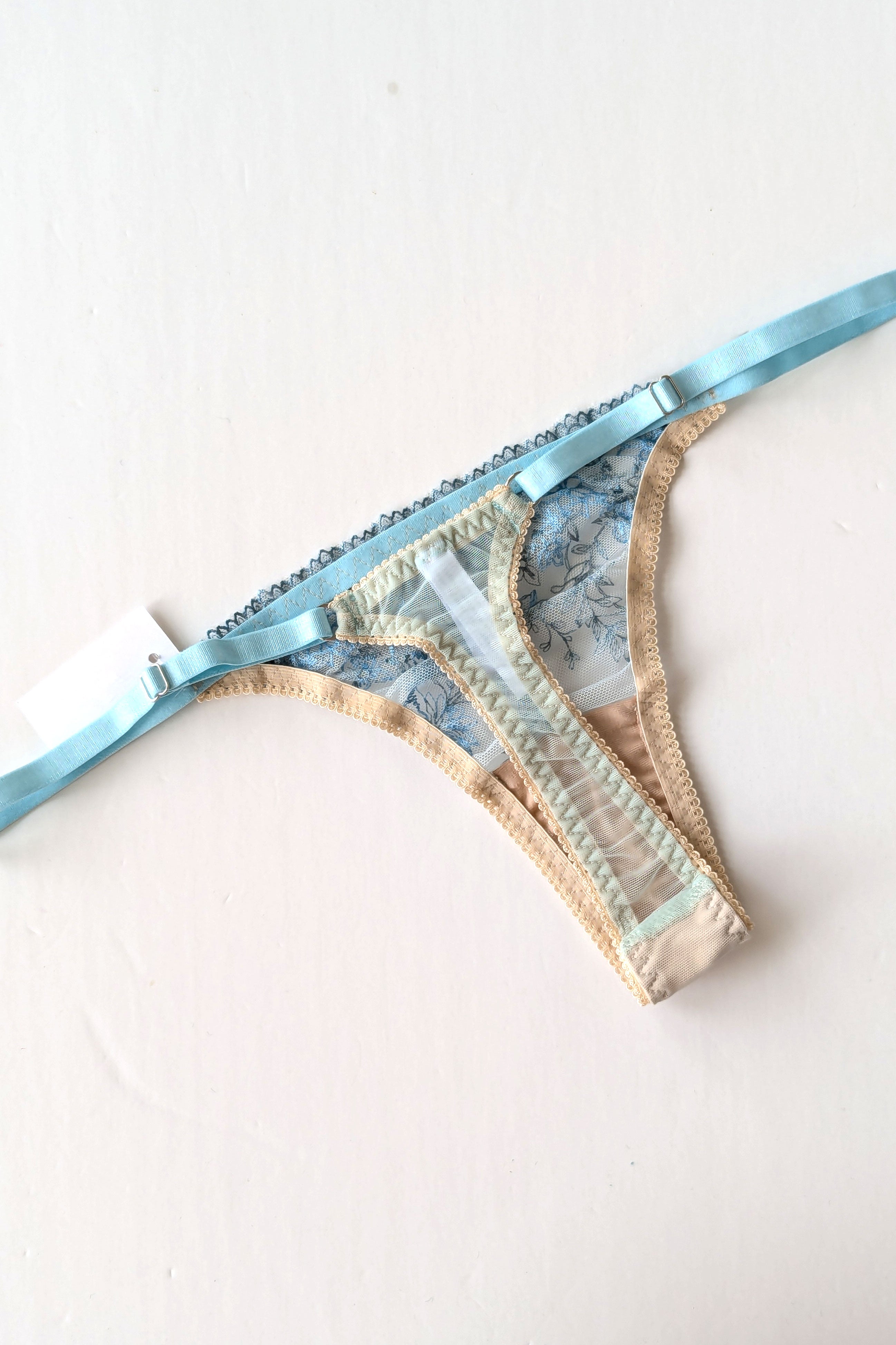 Sheer thong - Aqua embroidery