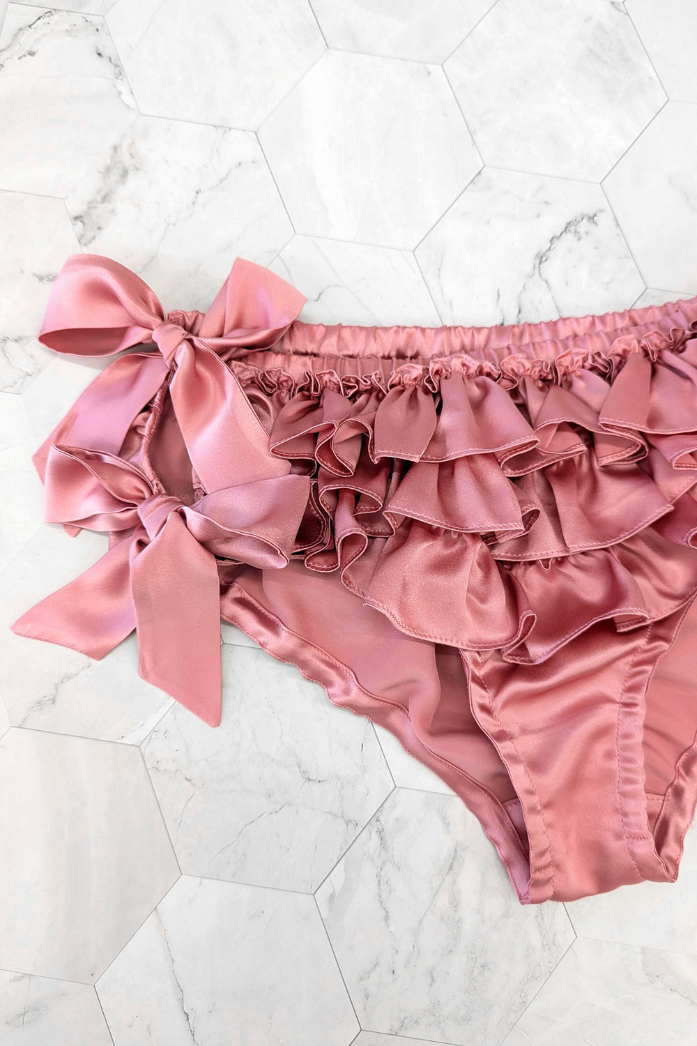 Silk ruffled panties | Silk bloomers and vintage lingerie