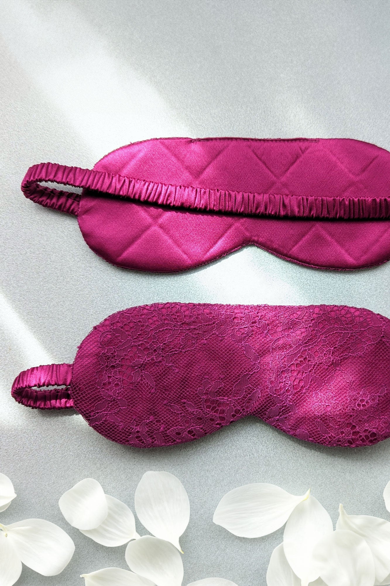 Magenta pink sleep mask in 100% pure silk and luxury lace
