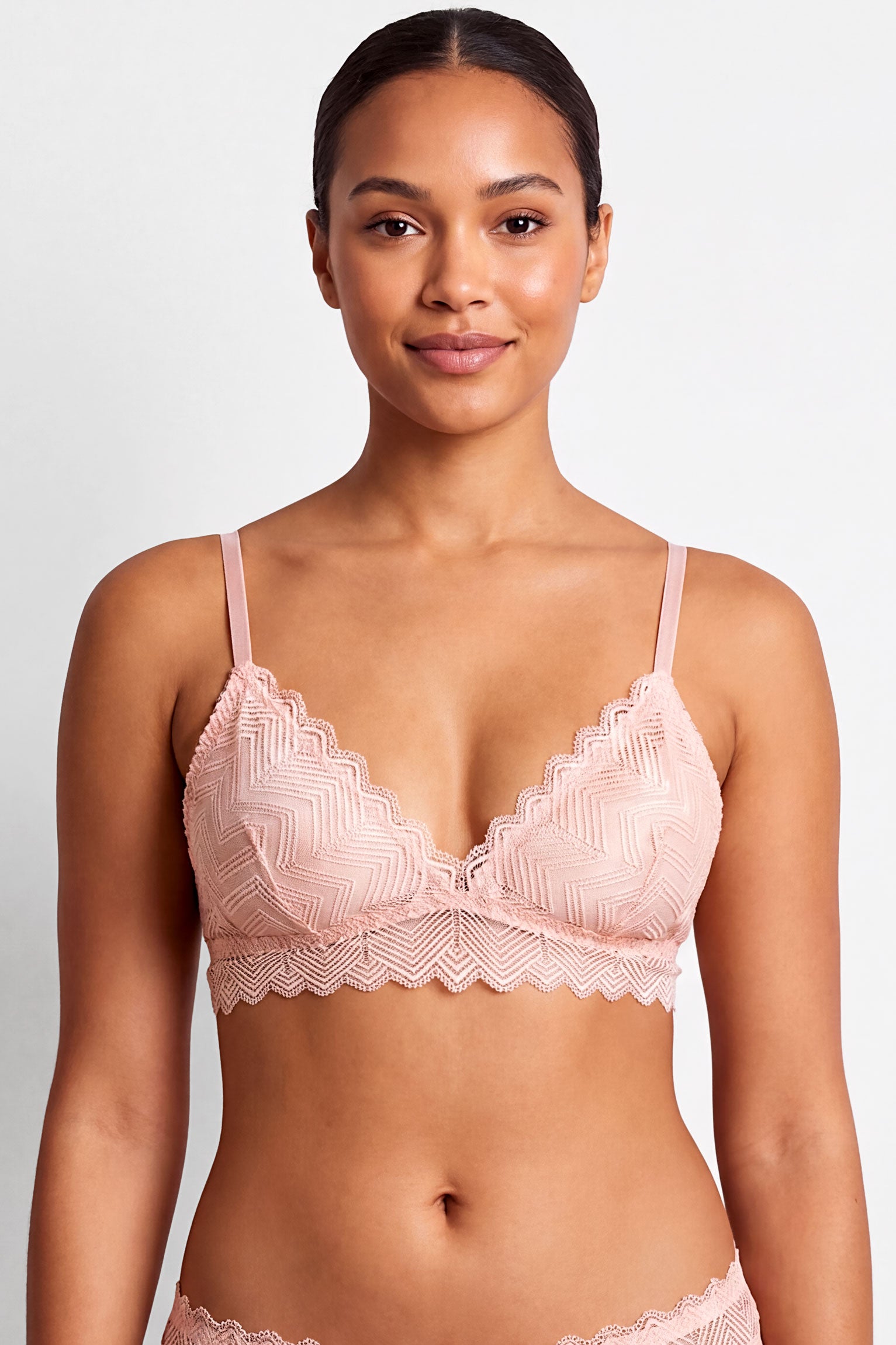 Faye pink lace bralette with silk lining and geometric details